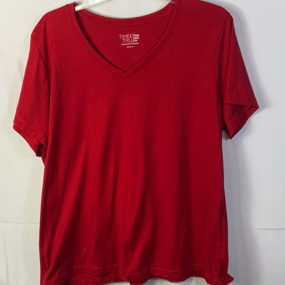 Time and Tru Red Short Sleeve V-neck Tee Size XXXL